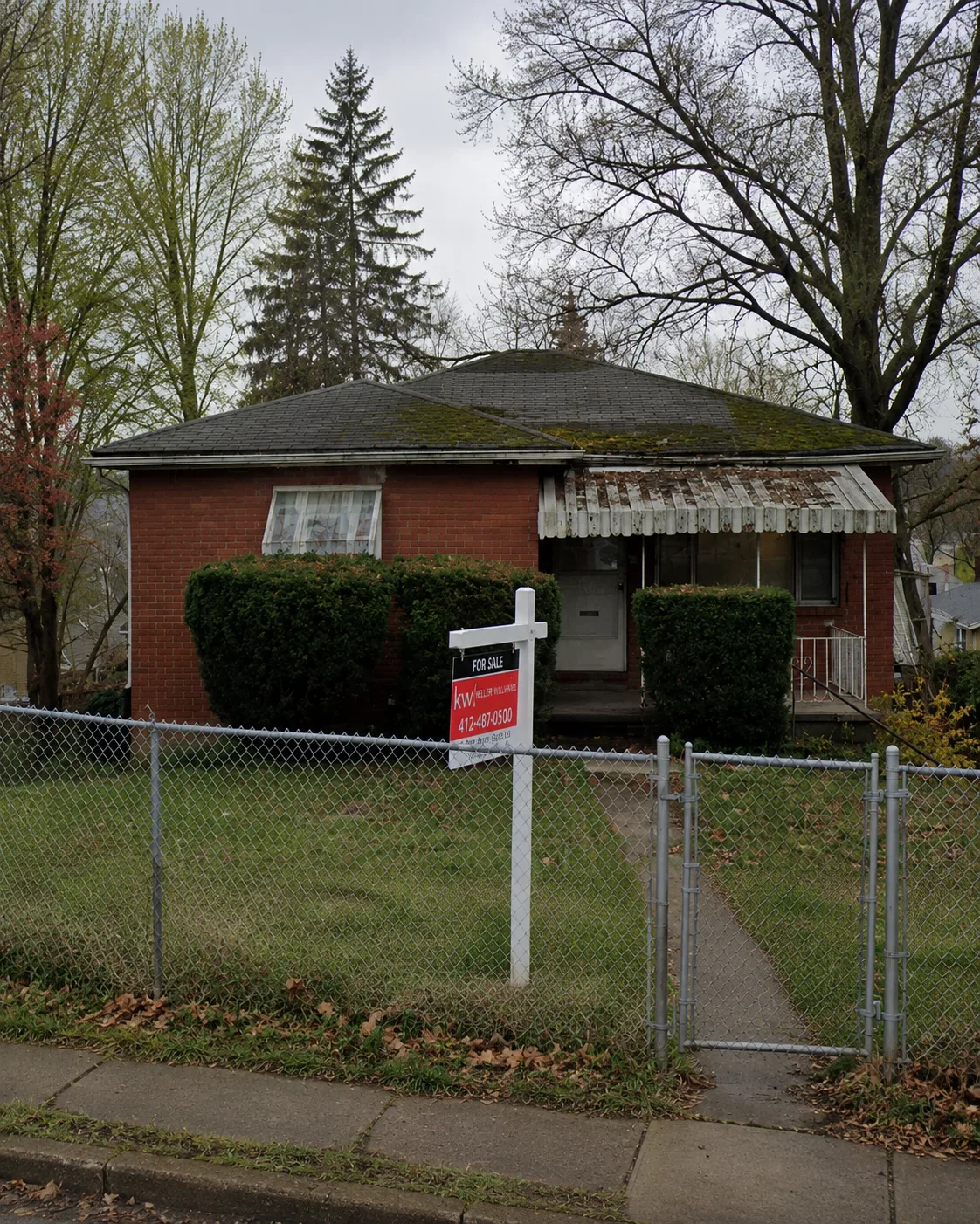 The same Pittsburgh home before renovation