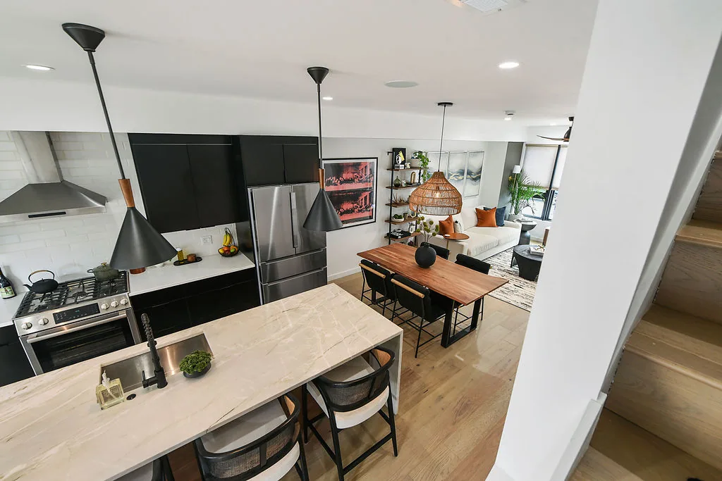 Pittsburgh kitchen remodel with custom cabinets and a quartz island